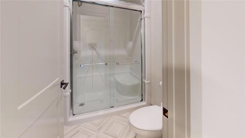 45 Fieldstone Crescent, Brandon, MB - Indoor Photo Showing Bathroom