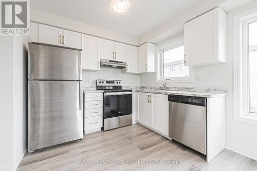 9B Bingham Road, Hamilton (Mcquesten), ON - Indoor Photo Showing Kitchen