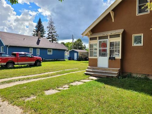 125 8Th Street Sw, Portage La Prairie, MB - Outdoor