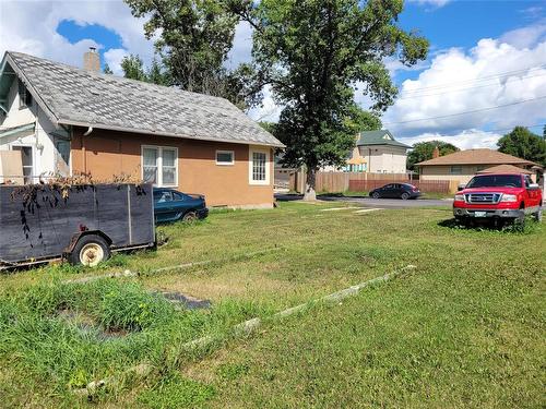 125 8Th Street Sw, Portage La Prairie, MB - Outdoor