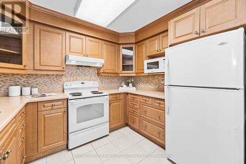 1106 - 2185 Marine Drive, Oakville (Bronte West), ON - Indoor Photo Showing Kitchen