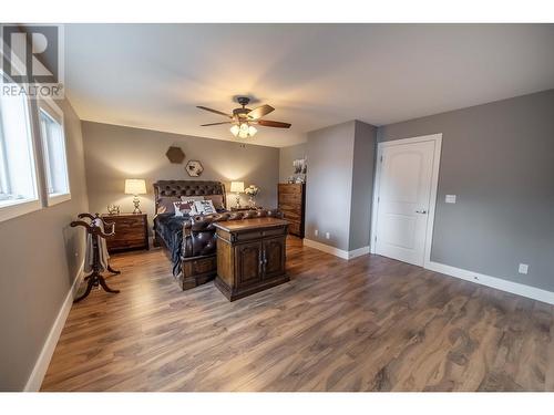 6158 Tie Lake Shore  N Road, Jaffray, BC - Indoor