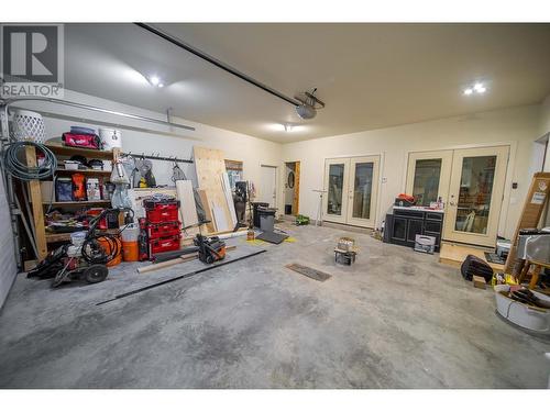 6158 Tie Lake Shore  N Road, Jaffray, BC - Indoor Photo Showing Garage