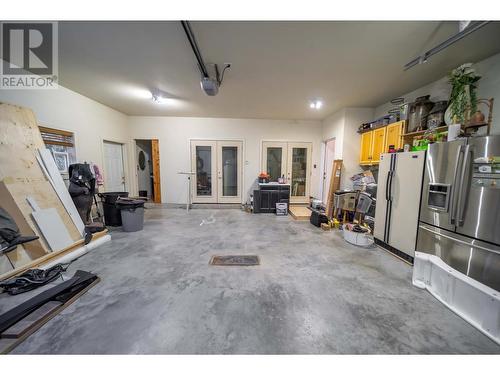 6158 Tie Lake Shore  N Road, Jaffray, BC - Indoor Photo Showing Garage