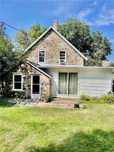 299 Princess Street, Virden, MB - Outdoor