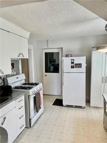 299 Princess Street, Virden, MB - Indoor Photo Showing Kitchen