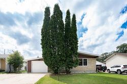 282 Gilmore Avenue  Winnipeg, MB R2G 2B7