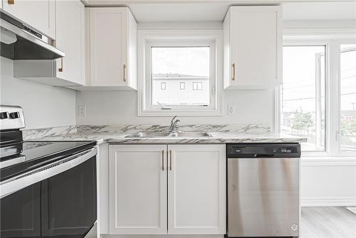 15B Bingham Road, Hamilton, ON - Indoor Photo Showing Kitchen With Double Sink