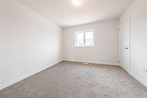 15B Bingham Road, Hamilton, ON - Indoor Photo Showing Other Room