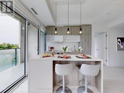 908 - 5 Soudan Avenue, Toronto (Mount Pleasant West), ON - Indoor Photo Showing Dining Room