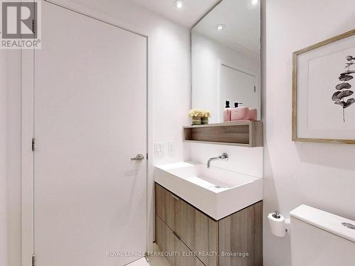 908 - 5 Soudan Avenue, Toronto (Mount Pleasant West), ON - Indoor Photo Showing Bathroom