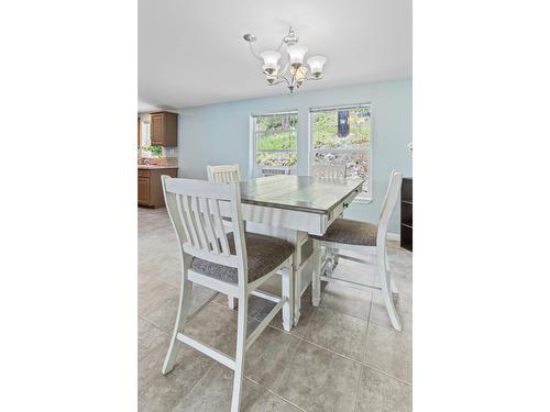 9412 Highway 3A, Kuskanook, BC - Indoor Photo Showing Dining Room