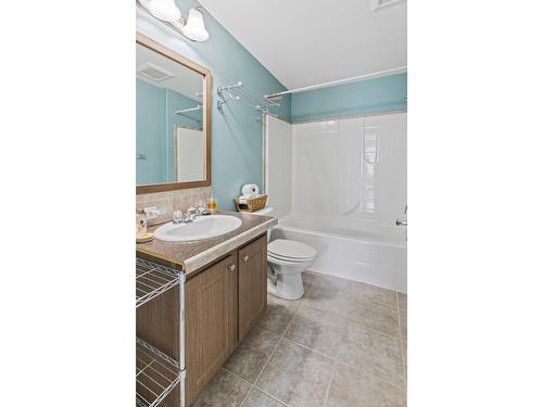 9412 Highway 3A, Kuskanook, BC - Indoor Photo Showing Bathroom