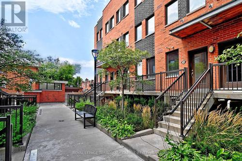 34 - 871 Wilson Avenue, Toronto (Downsview-Roding-Cfb), ON - Outdoor