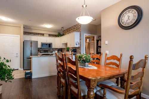 110-778 Rutland Road, Kelowna, BC - Indoor Photo Showing Dining Room