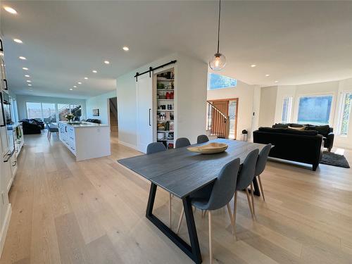 13980 Ponderosa Way, Coldstream, BC - Indoor Photo Showing Dining Room