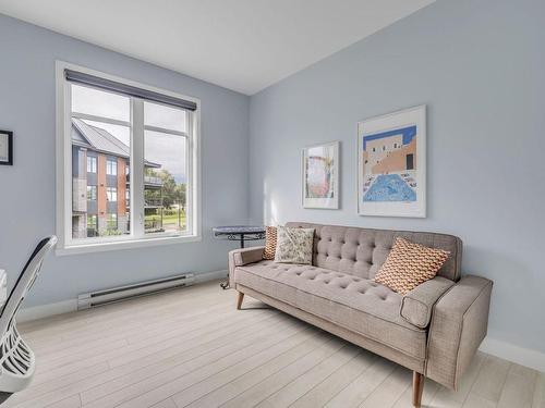 Chambre Ã Â coucher - 202-1684 Rue De L'Estran, Lévis (Les Chutes-De-La-Chaudière-Ouest), QC - Indoor Photo Showing Living Room