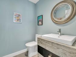 Powder room - 