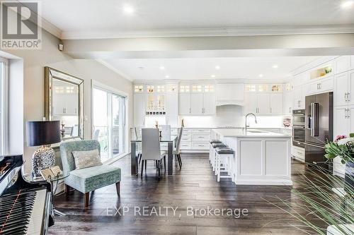 16 - 484 Millen Road, Hamilton, ON - Indoor Photo Showing Kitchen With Upgraded Kitchen