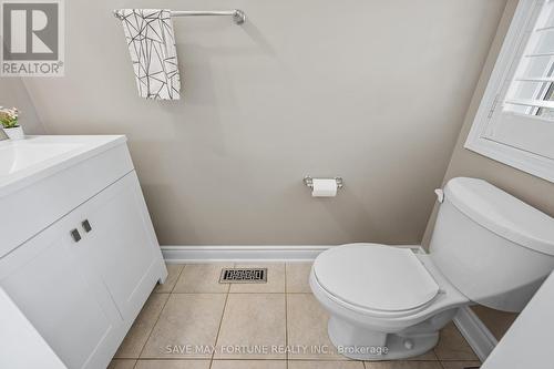 262 Cedric Terrace, Milton (Harrison), ON - Indoor Photo Showing Bathroom