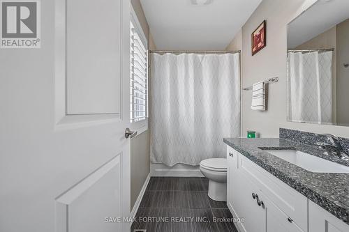 262 Cedric Terrace, Milton (Harrison), ON - Indoor Photo Showing Bathroom