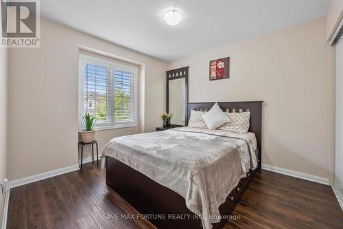 262 Cedric Terrace, Milton (Harrison), ON - Indoor Photo Showing Bedroom