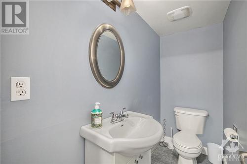 1230 Pebble Road, Ottawa, ON - Indoor Photo Showing Bathroom