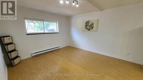 303 Beech Street W, Whitby (Downtown Whitby), ON - Indoor Photo Showing Other Room