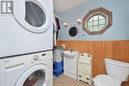 1071 Wood Street, Innisfil (Gilford), ON - Indoor Photo Showing Laundry Room