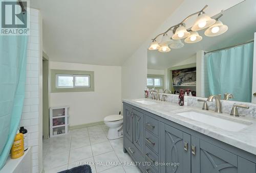 1071 Wood Street, Innisfil (Gilford), ON - Indoor Photo Showing Bathroom