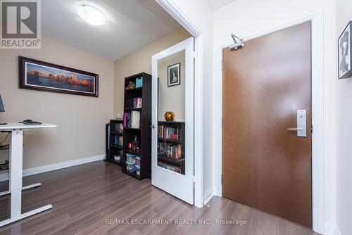 710 - 1055 Southdown Road, Mississauga, ON - Indoor Photo Showing Other Room