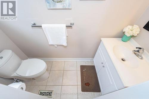 22 Hawley Crescent, Whitby (Blue Grass Meadows), ON - Indoor Photo Showing Bathroom