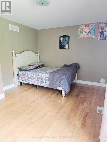 7268 9Th Line, New Tecumseth, ON - Indoor Photo Showing Bedroom