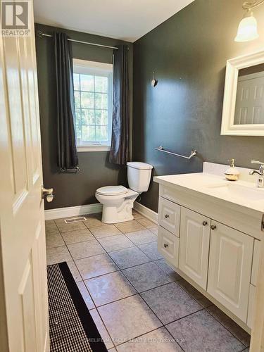 7268 9Th Line, New Tecumseth, ON - Indoor Photo Showing Bathroom