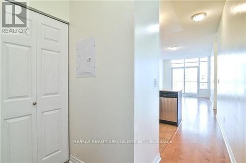 1207 - 388 Prince Of Wales Drive, Mississauga, ON - Indoor Photo Showing Other Room