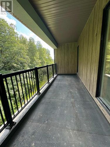 70 Royal Hill Court, Aurora (Aurora Estates), ON - Outdoor With Balcony With Exterior