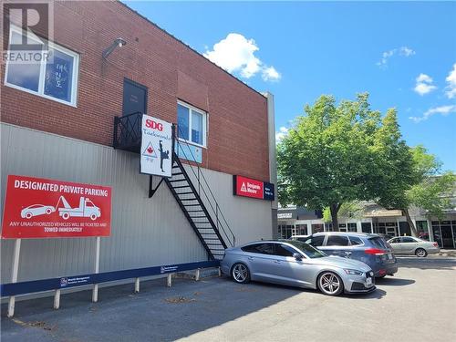 251-257 Pitt Street, Cornwall, ON - Outdoor