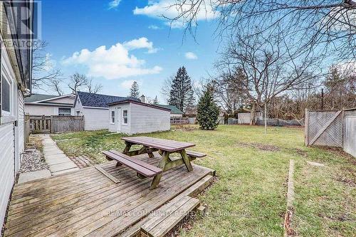 808 Dundas Street W, Whitby (Lynde Creek), ON - Outdoor