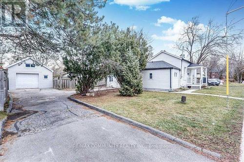 808 Dundas Street W, Whitby (Lynde Creek), ON - Outdoor