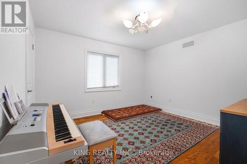 212 19Th Avenue, Richmond Hill, ON - Indoor Photo Showing Other Room