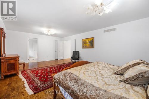 212 19Th Avenue, Richmond Hill, ON - Indoor Photo Showing Bedroom