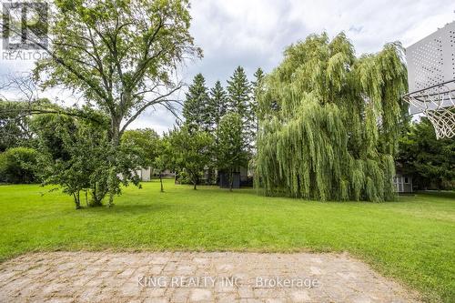 212 19Th Avenue, Richmond Hill, ON - Outdoor