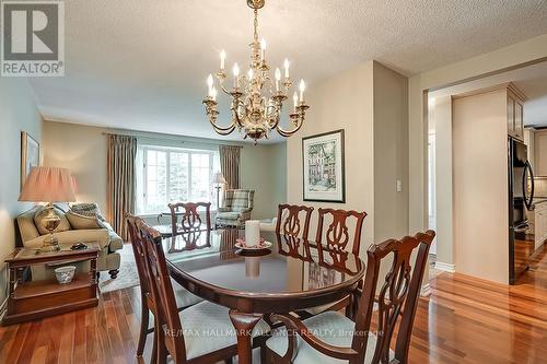 2492 Woburn Crescent, Oakville (Bronte West), ON - Indoor Photo Showing Dining Room