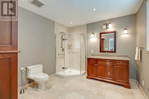 2492 Woburn Crescent, Oakville, ON - Indoor Photo Showing Bathroom