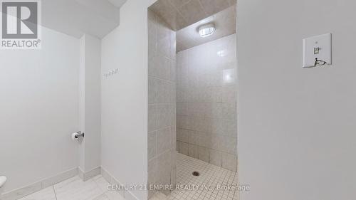 155 - 124 Dusay Place, Toronto (L'Amoreaux), ON - Indoor Photo Showing Bathroom