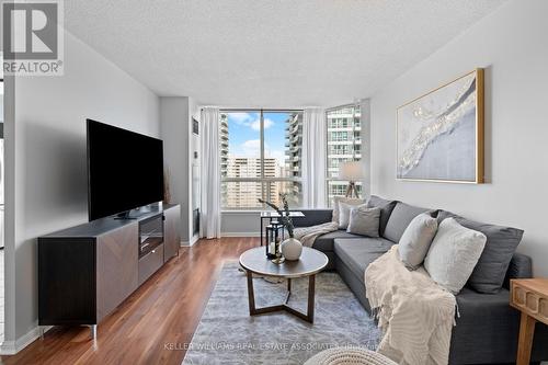 1609 - 55 Elm Drive W, Mississauga (City Centre), ON - Indoor Photo Showing Living Room