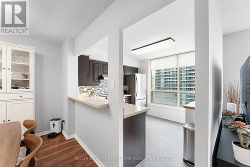 1609 - 55 Elm Drive W, Mississauga (City Centre), ON - Indoor Photo Showing Other Room