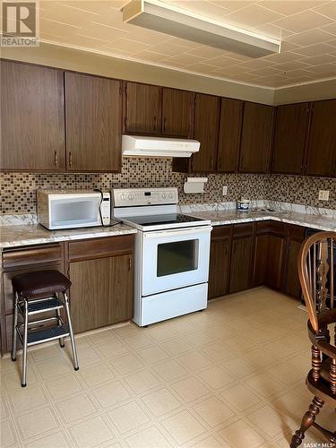 308 1St Street E, Creighton, SK - Indoor Photo Showing Kitchen With Double Sink