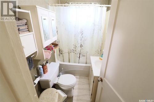 308 1St Street E, Creighton, SK - Indoor Photo Showing Bathroom