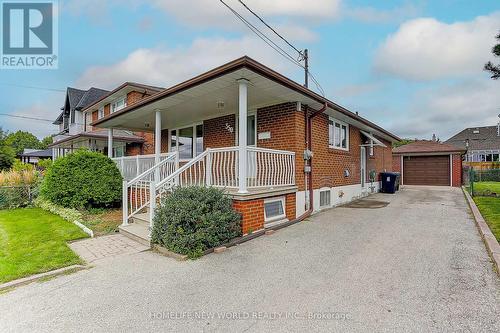 350 Ranee Avenue, Toronto (Yorkdale-Glen Park), ON - Outdoor